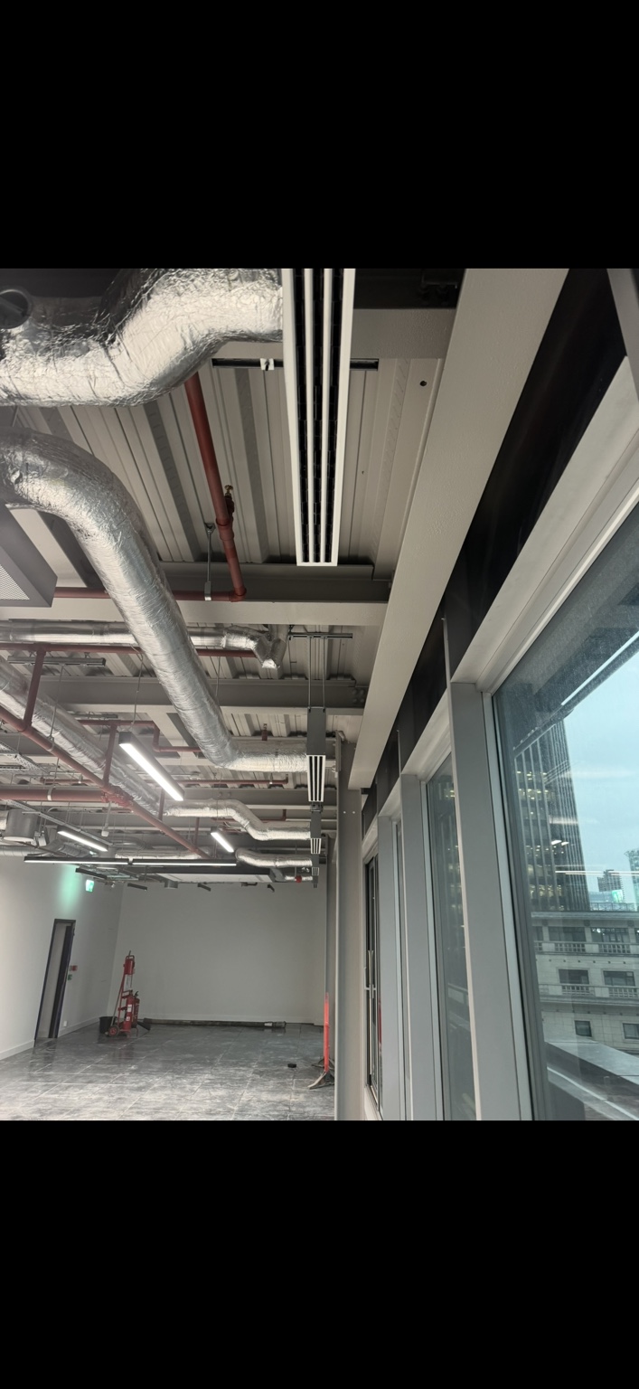 High-level ventilation services at 1 Great St Helen's